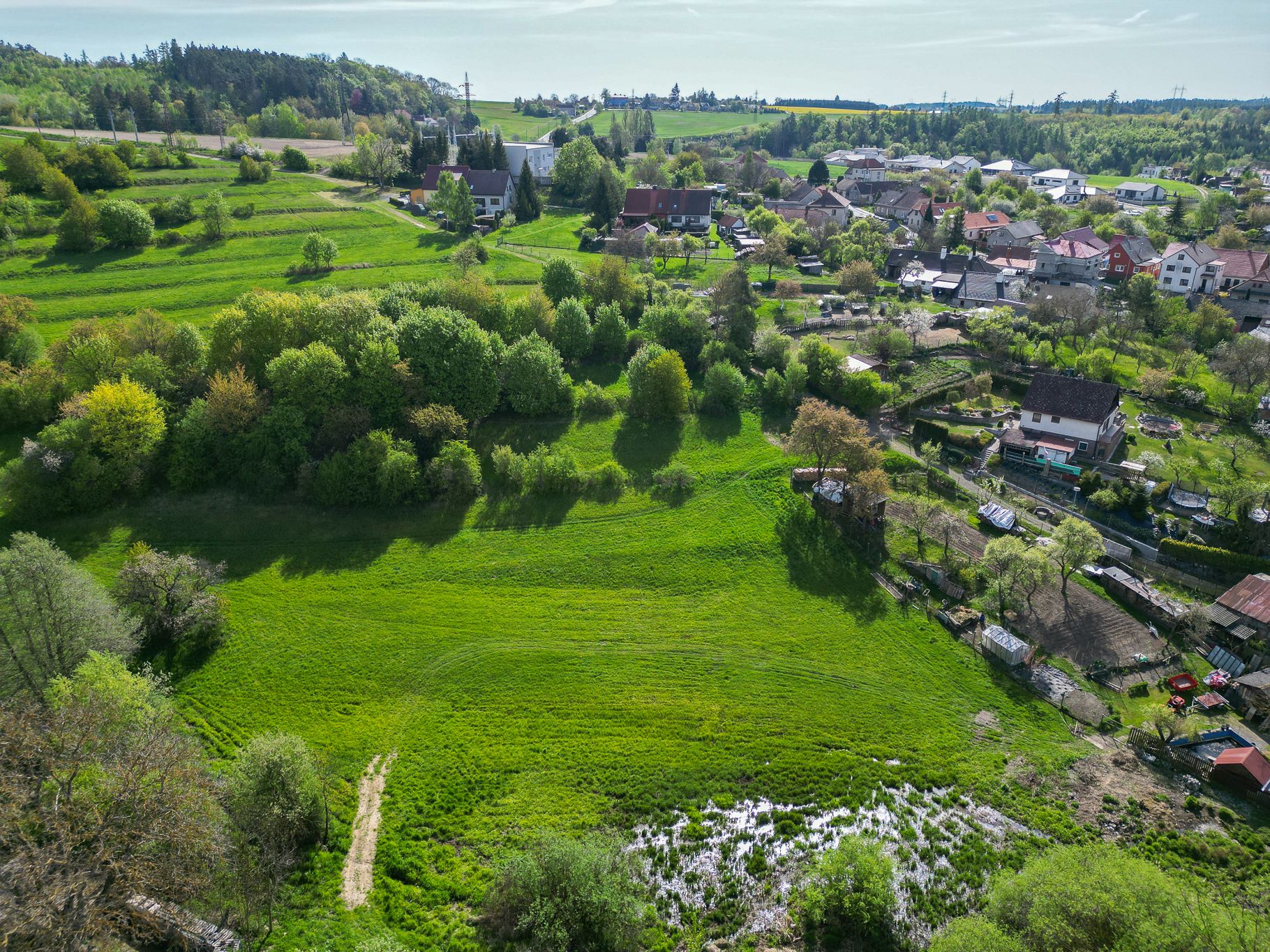 Výjimečný investiční pozemek 11.964 m²  v centru Konice - titulní obrázek